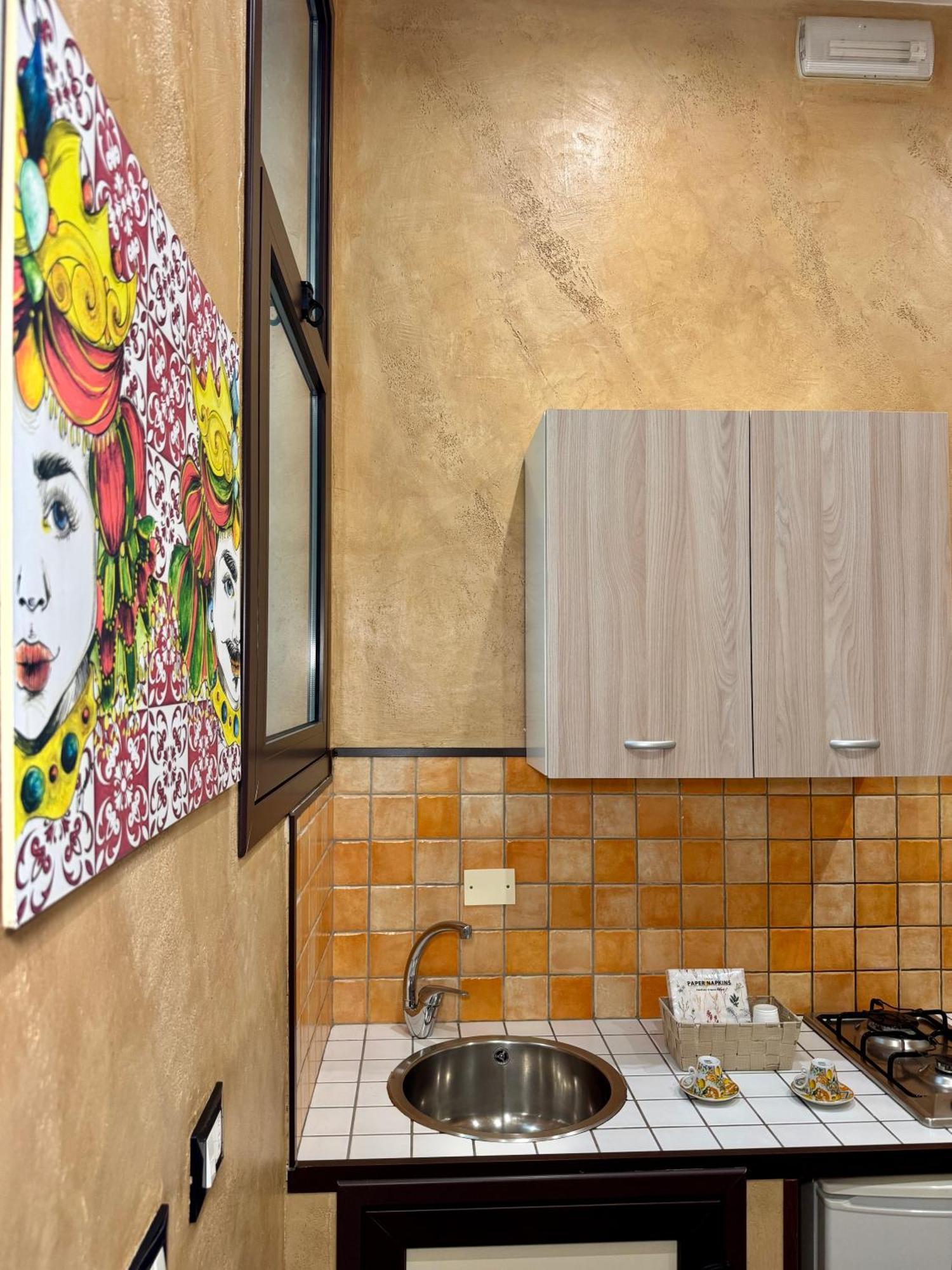 Summer Wind Apartments ตราปานี ภายนอก รูปภาพ