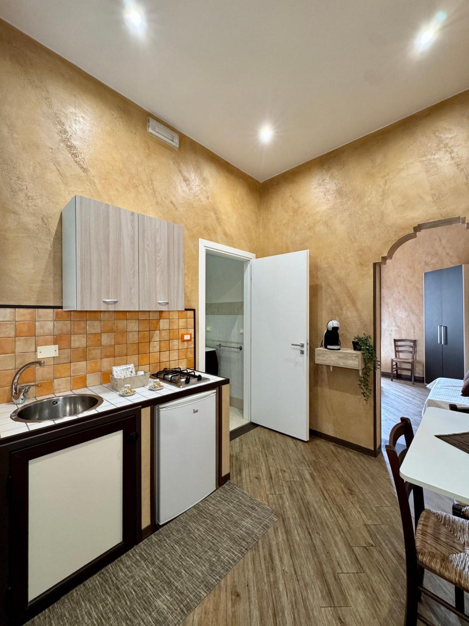 Summer Wind Apartments ตราปานี ภายนอก รูปภาพ